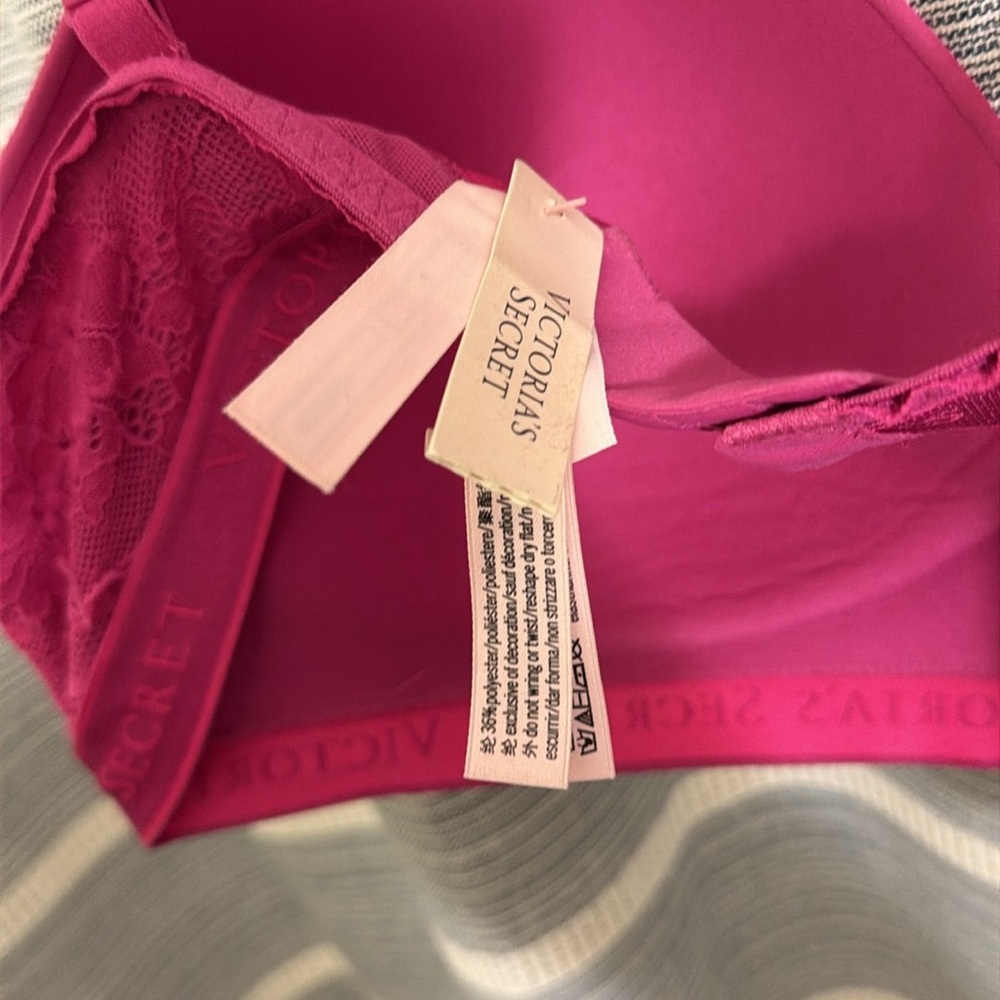 Victoria's Secret Pink Bra nwt - Picture 4 of 5